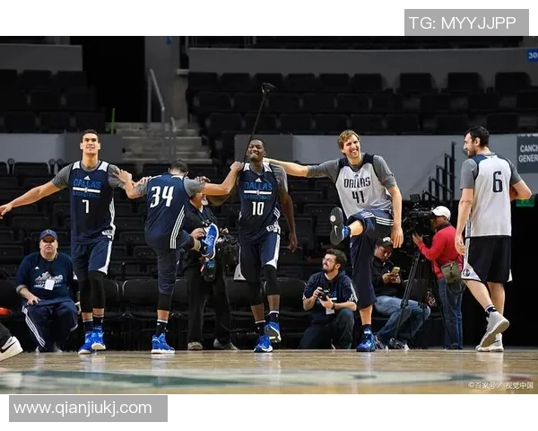 斯莱曼与巴扬卡拉展开激烈对决足球场上的巅峰对决引人瞩目